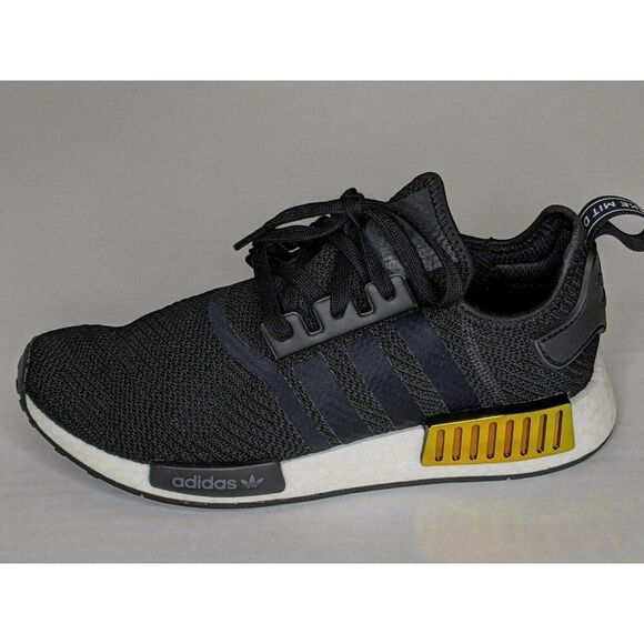 Adidas Women's 9.5B NMD R1W core Black Orchid tint sneakers - New - Picture 1 of 5